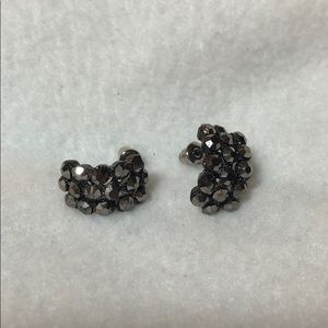💸 Black Sparkly Scoop Earrings